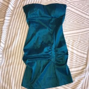 ⭐️Fitted mini Trac dress